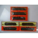 A group of RIVAROSSI HO gauge British Outline LMS passenger coaches - VG in G boxes (7)