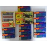 A group of HO gauge wagon and coach kits by ROUNDHOUSE and others - G/VG in G boxes (14)