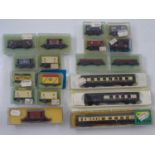 A group of N gauge wagons and coaches by FARISH, PECO and others - G/VG in G boxes (18)
