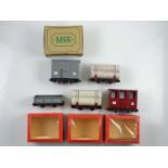 A group of MAMOD 32mm scale wagons and coach, 3 in original boxes, two unboxed - VG in F/G boxes (