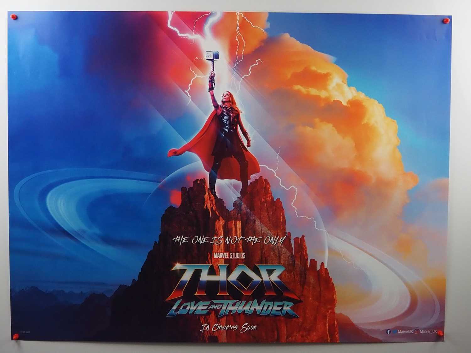 THOR: LOVE AND THUNDER (2022) set of 3 UK Quad film posters to include Jane Foster and Thor - Bild 3 aus 3