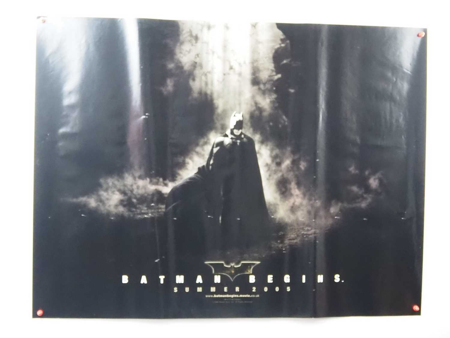 A small group of superhero UK Quad film posters comprising SUPERMAN RETURNS (2006); BATMAN BEGINS ( - Bild 2 aus 4