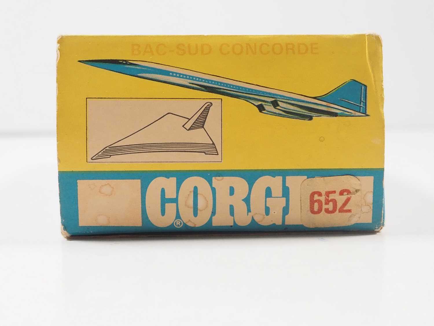 A rare boxed CORGI Toys No 652 Japan Air Lines BAC-SUD Concorde complete with stand and inner - Image 7 of 7