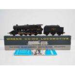 A WRENN OO gauge 2224 Class 8F steam locomotive in BR black numbered 48073 - G/VG in G box