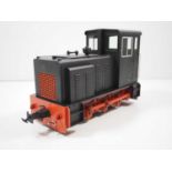 A BMS (by ACCUCRAFT) G scale 45mm Baguley Drewry Diesel with plastic body fitted for battery