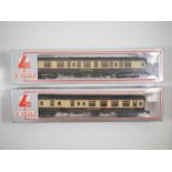 A pair of LIMA O gauge Mark 1 coaches in Great Western brown/cream livery - VG in G boxes (2)