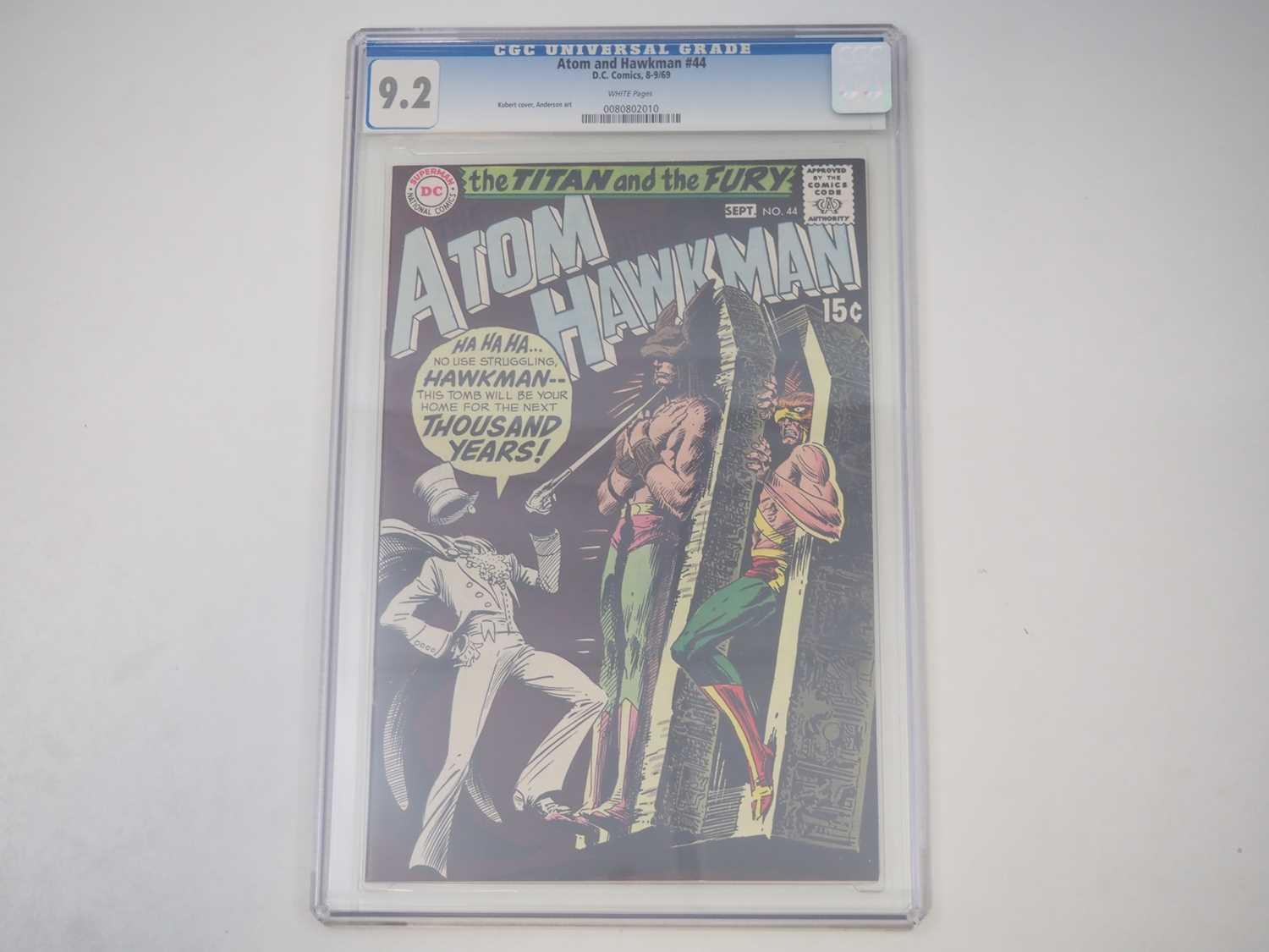 ATOM AND HAWKMAN #44 (1969 - DC) - GRADED 9.2 (NM-) by CGC - Hawkman's battle with the Gentleman