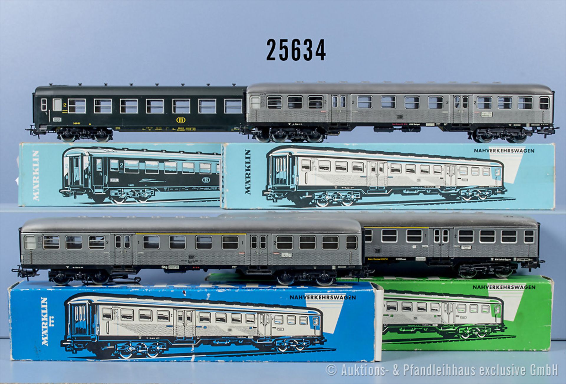 4 Märklin H0 D-Zug-Wagen, dabei 4042, 4043, 4069 und 4083, Zustand 1-2, in OVP, OVP ...