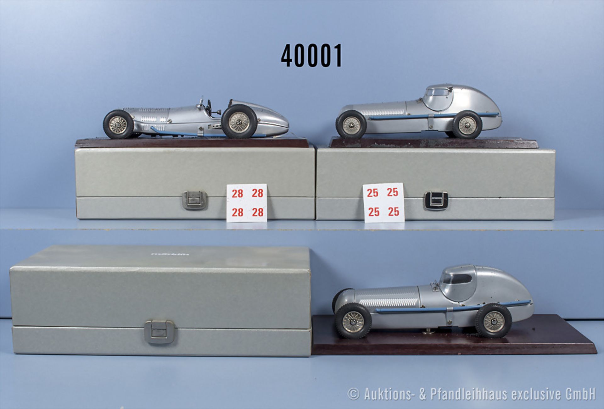 3 Märklin Mercedes Rennfahrzeuge, 2 x 1096 Museumswagen und 1 x 1097 Museumswagen, ...