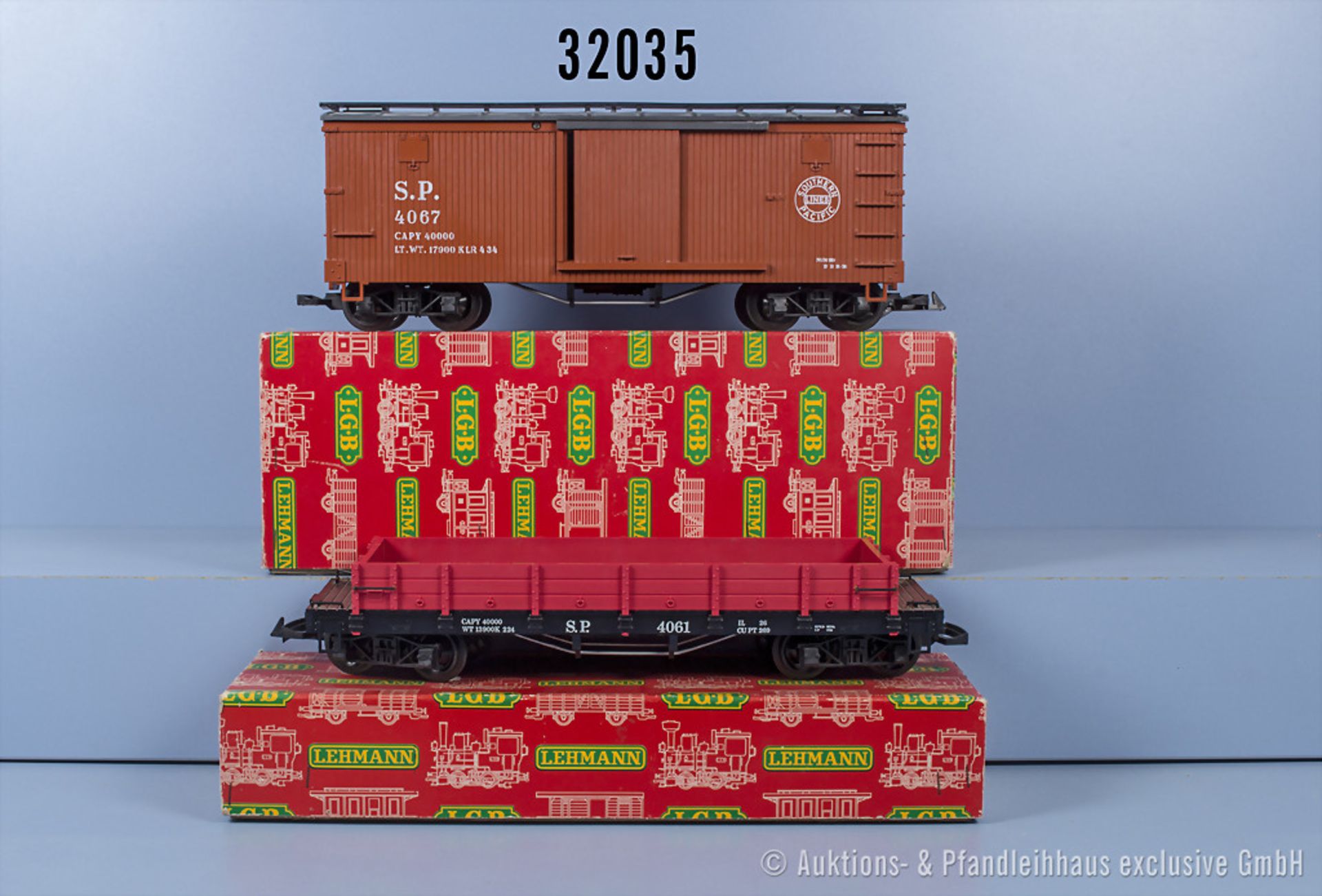 2 LGB Spur IIm, dabei 4061 Niederbordwagen und 4064 Boxcar, Zustand 1-2, in OVP, ...