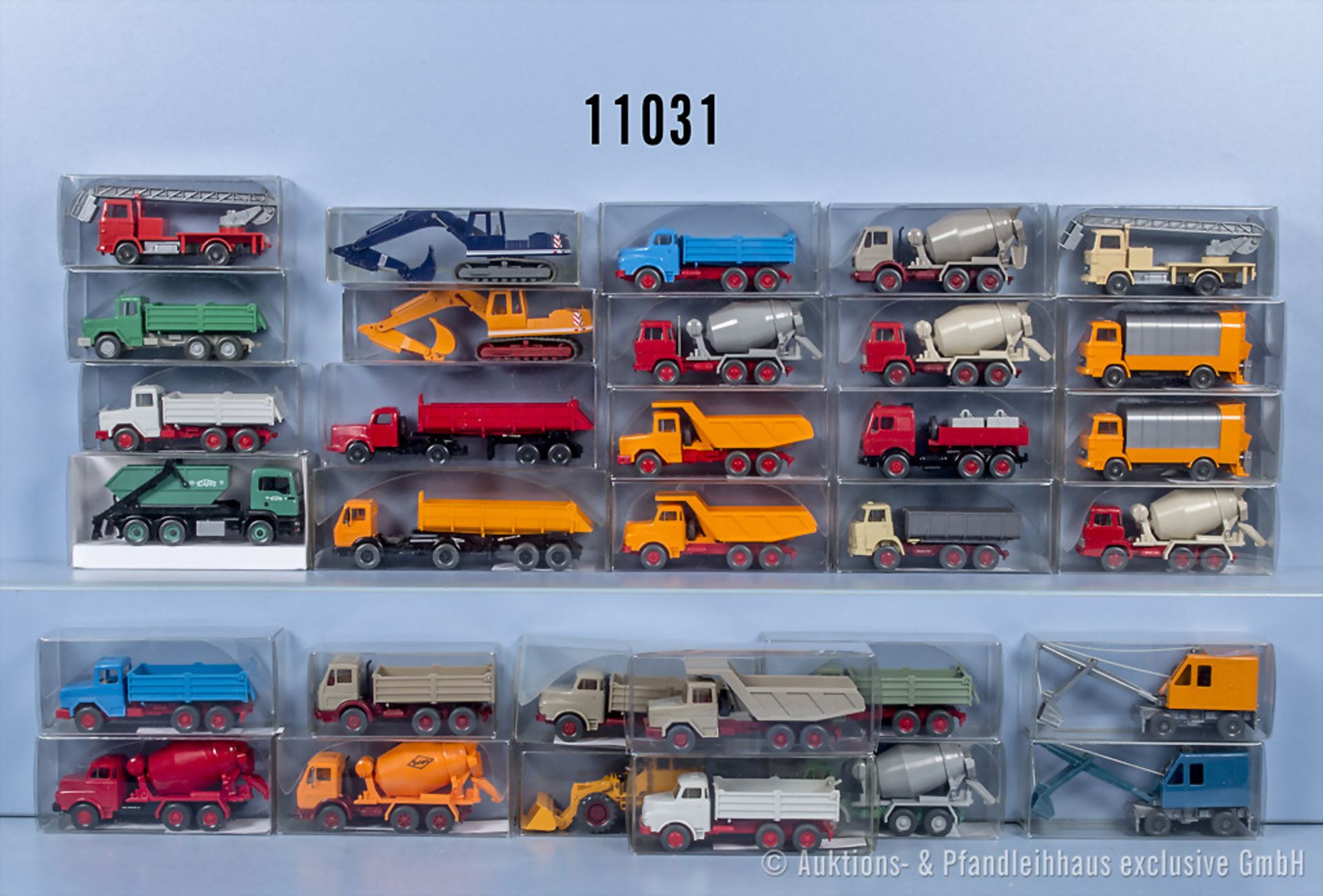 60 Wiking H0 Modellfahrzeuge, überwiegend Baufahrzeuge, Z 1-2, auf Foto nur ein Teil ...