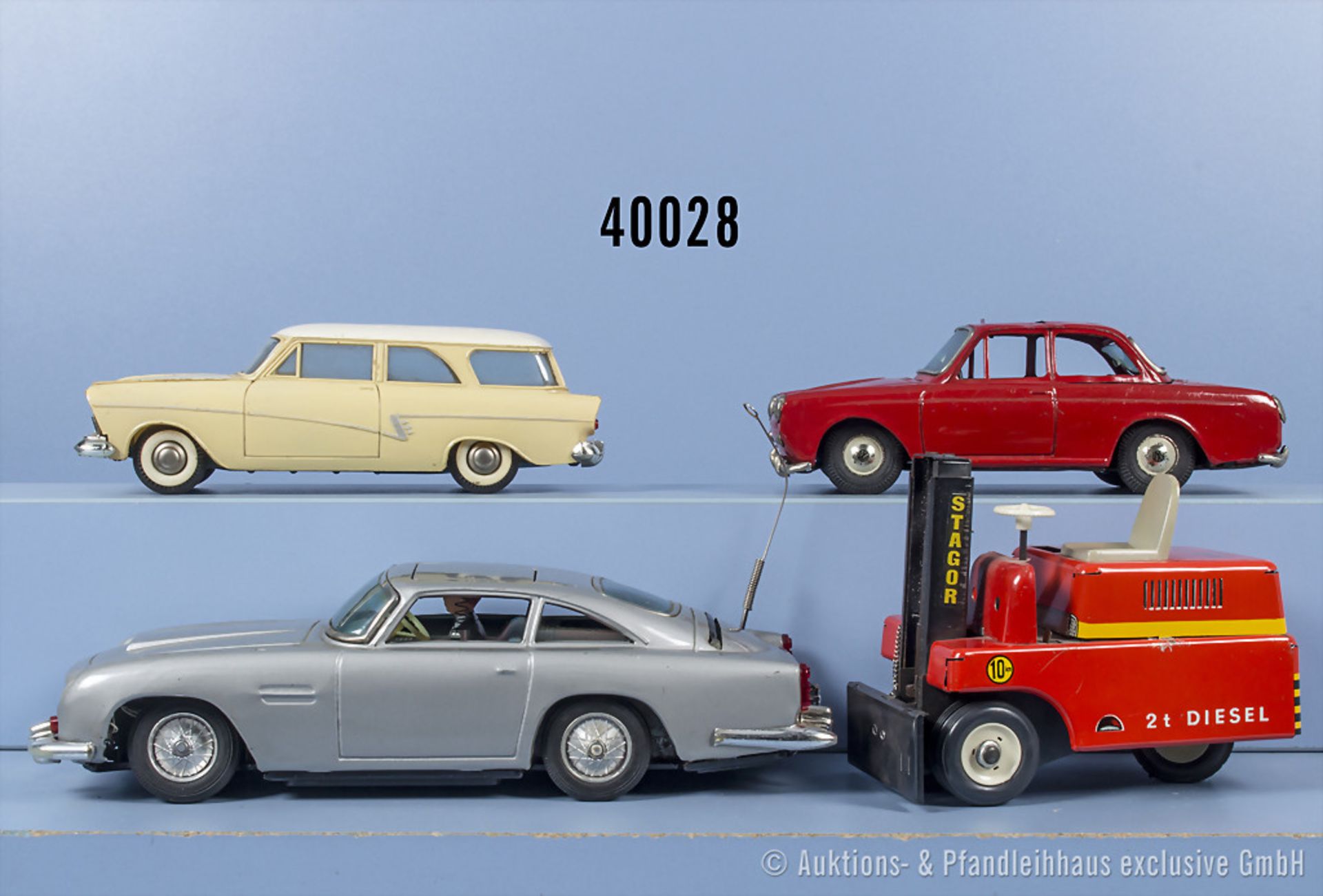 4 Fahrzeuge, Gilbert James Bond 007 Aston Martin DB5, Gama Ford Taunus, Piko Stapler ...