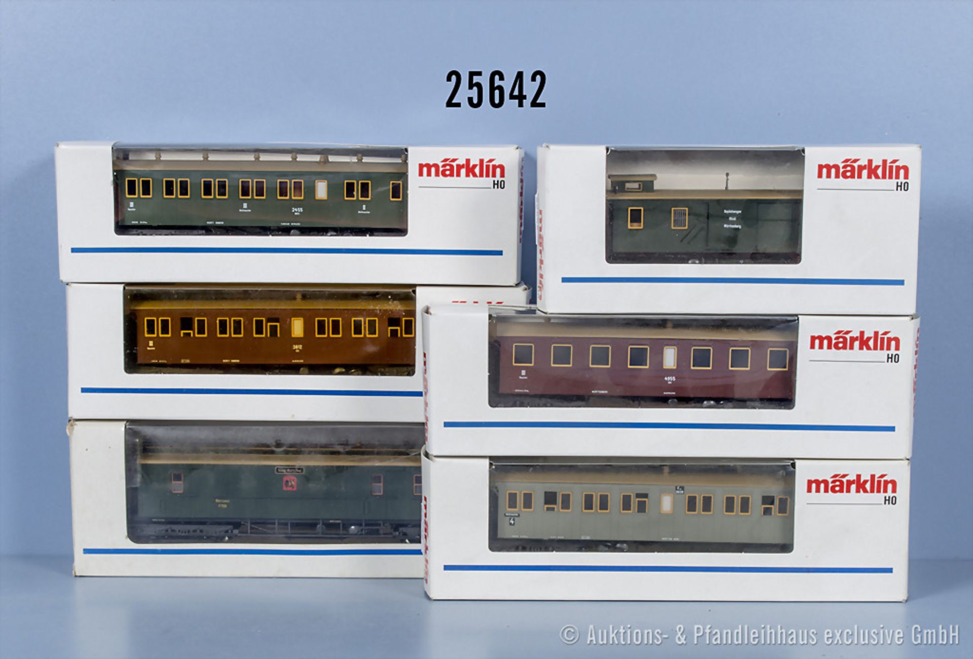 6 Märklin H0 Wagen, dabei 4210, 4211, 4212, 4213, 4214 und 4229, Zustand 1-2, in ...