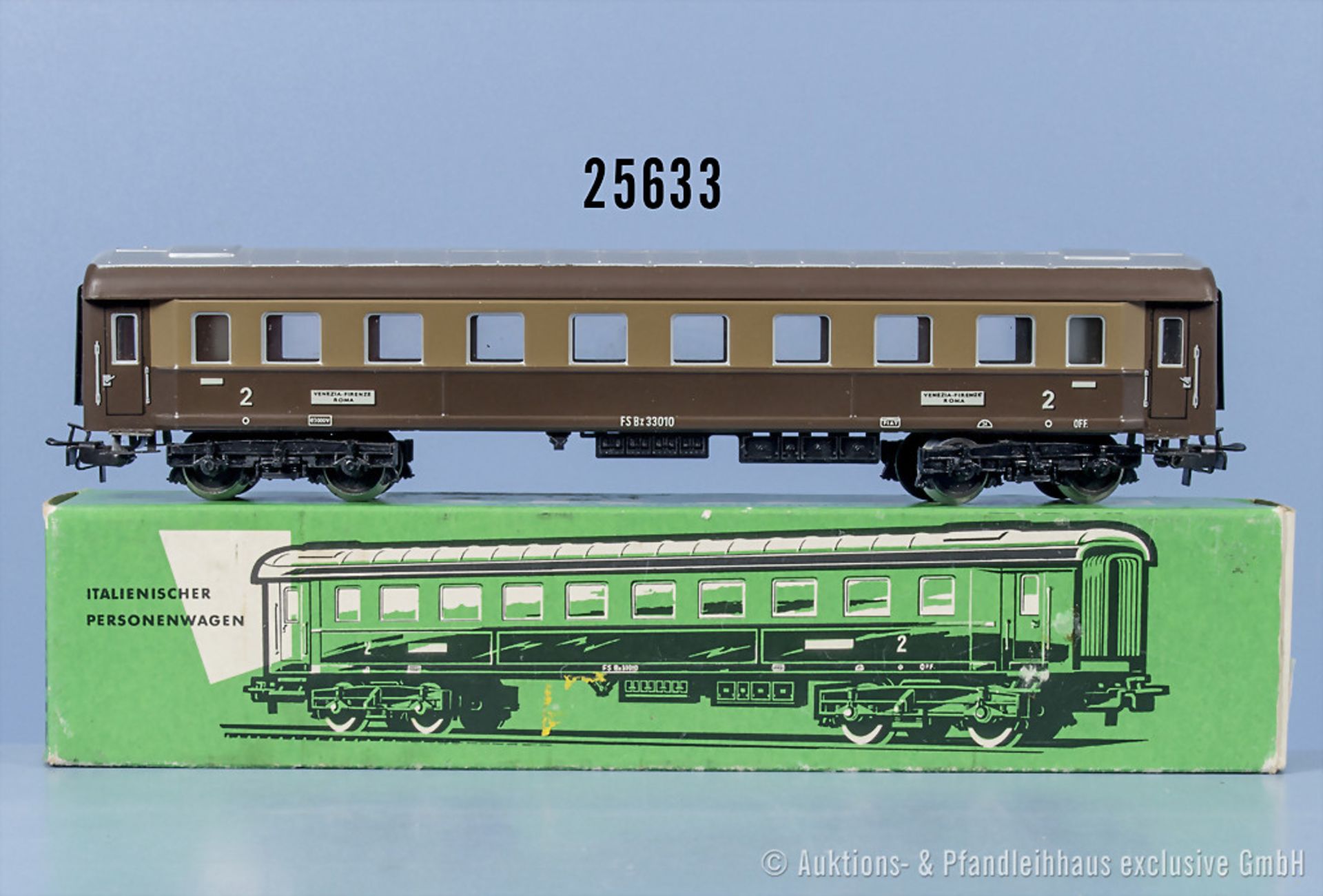 Märklin H0 4036 D-Zug-Personenwagen der FS, Zustand 1, in OVP, mit einer Scheuerstelle ...