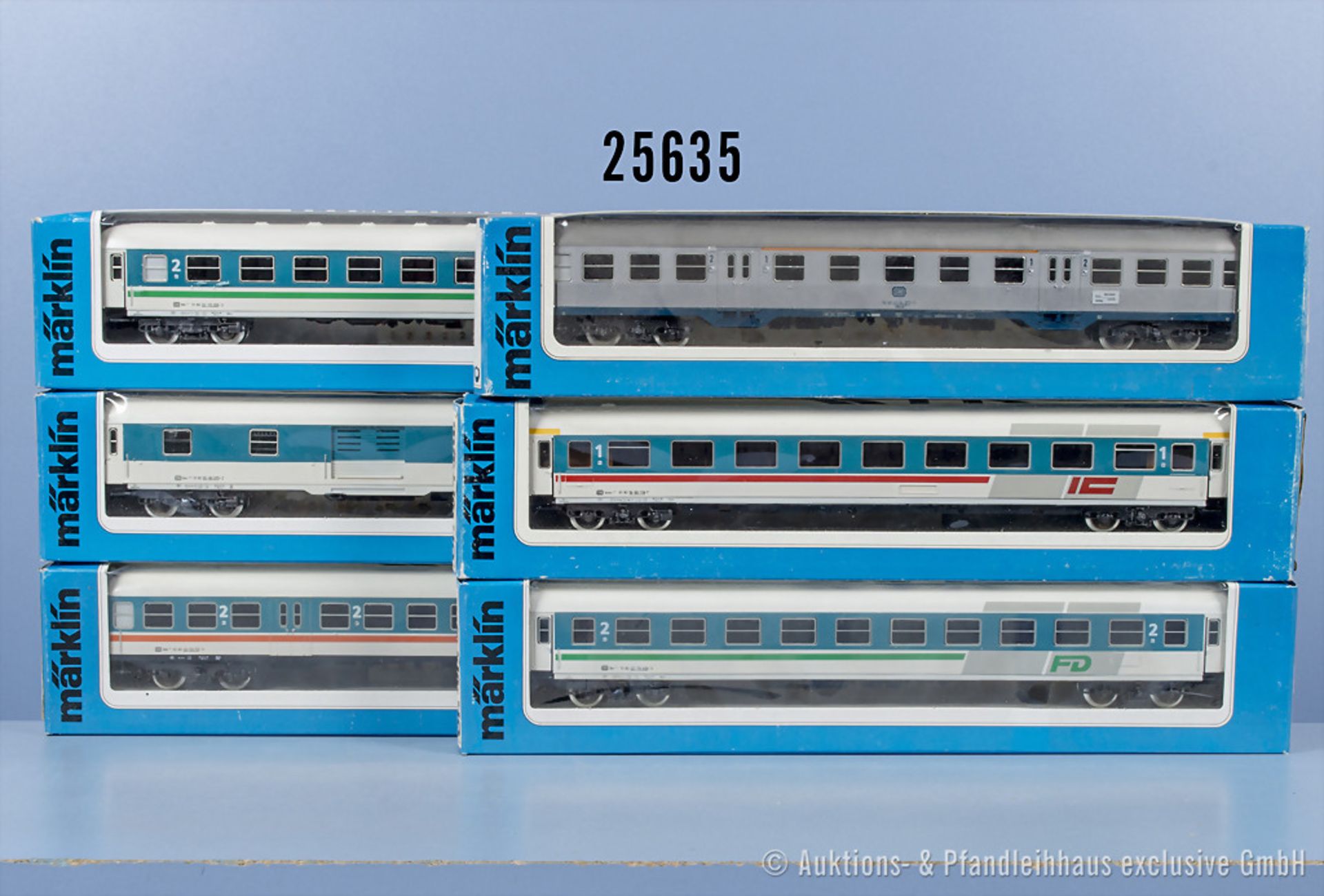 6 Märklin H0 D-Zug-Wagen, dabei 4158, 4220, 2 x 4221, 4222 und 4223, Zustand 1-2, in ...