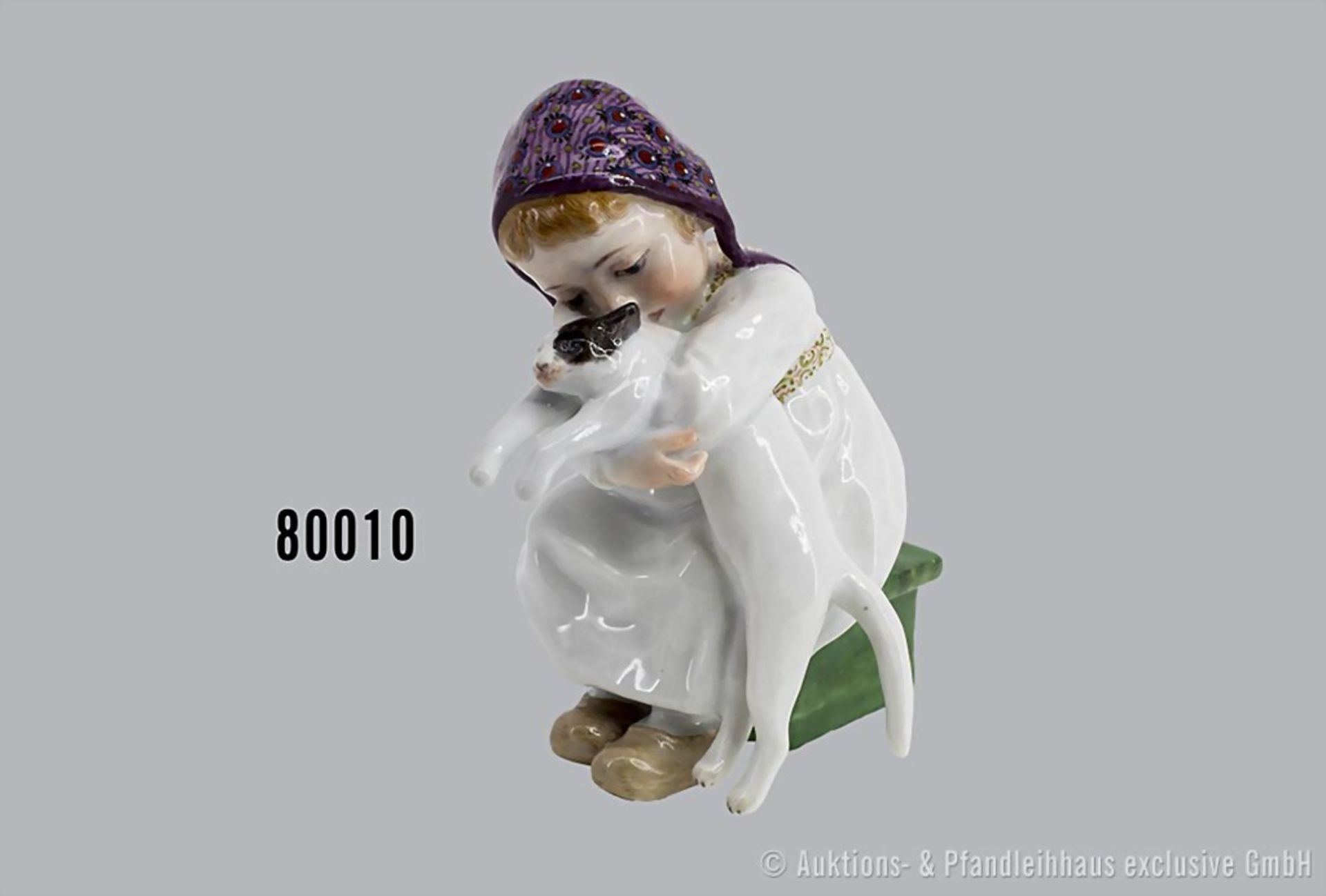 Porzellan Hentschel-Kind, "Mädchen mit Haube, eine Katze in den Armen", Meissen, 1. ...