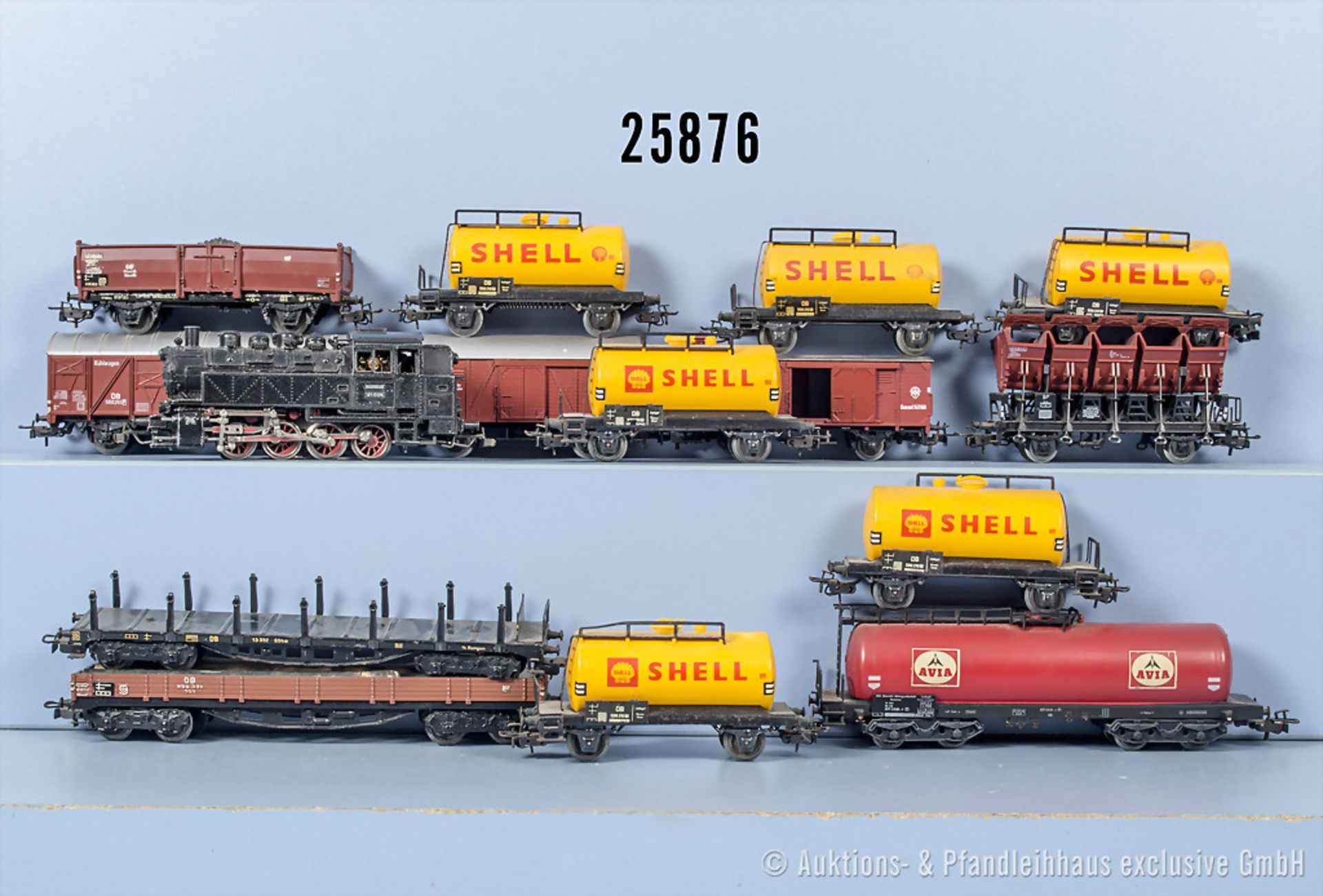 Märklin H0 Güterzug, dabei Tenderlok der DB, BN 81 004, 7 Kesselwagen, 2 gedeckte ...