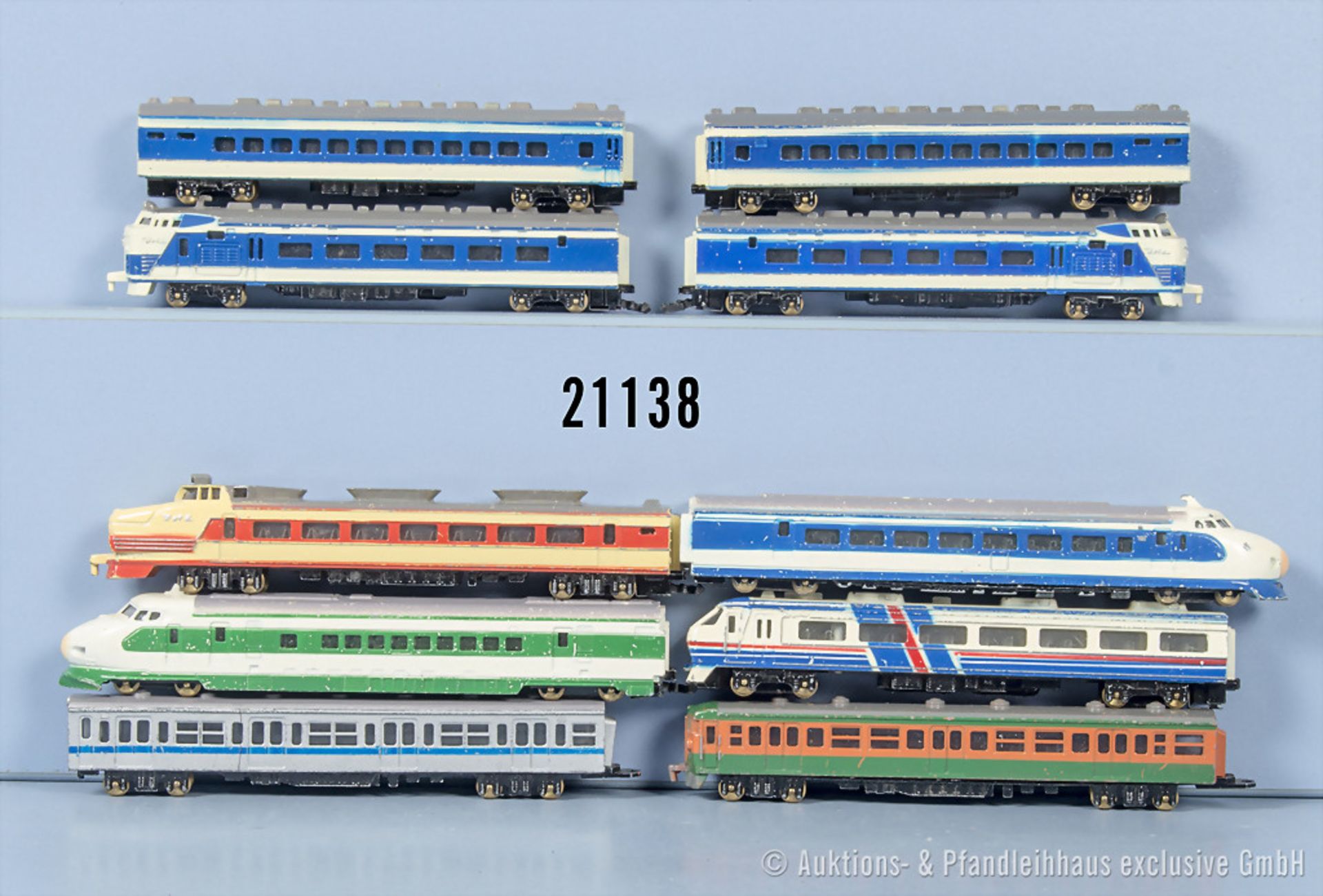 10 Spur N Spritzgussmodelle der japanischen Eisenbahnen als Schiebemodelle von ASC, ...