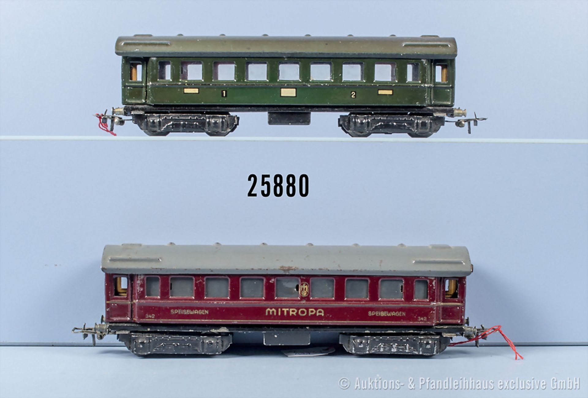 2 Märklin H0 D-Zug-Wagen, dabei 341 Typ 4 Personenwagen und 342 Typ 5 Speisewagen, Z 3, ...