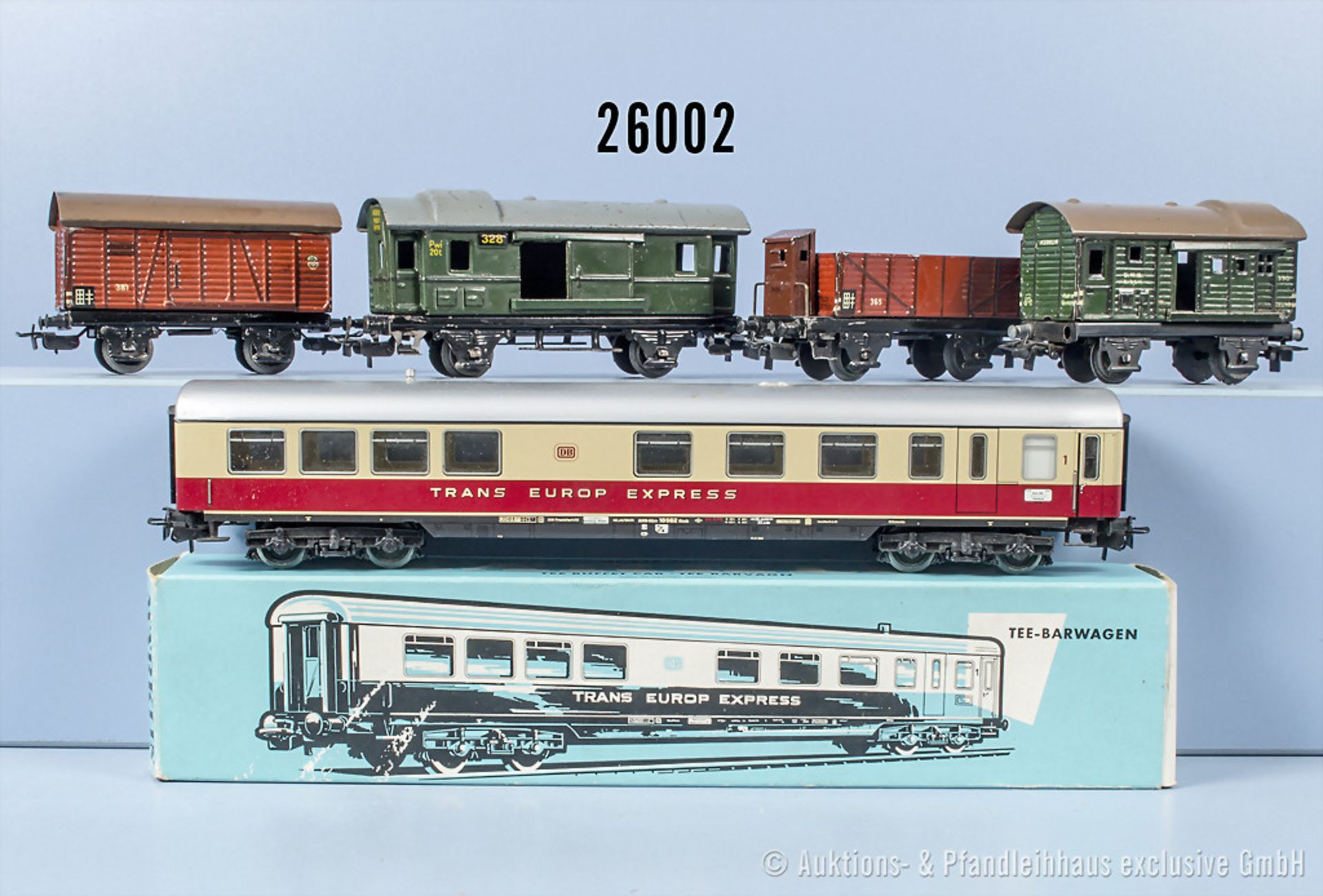 5 Märklin H0 Wagen, dabei 1 Speisewagen, 1 Gepäckwagen, 1 gedeckter Güterwagen, 1 ...