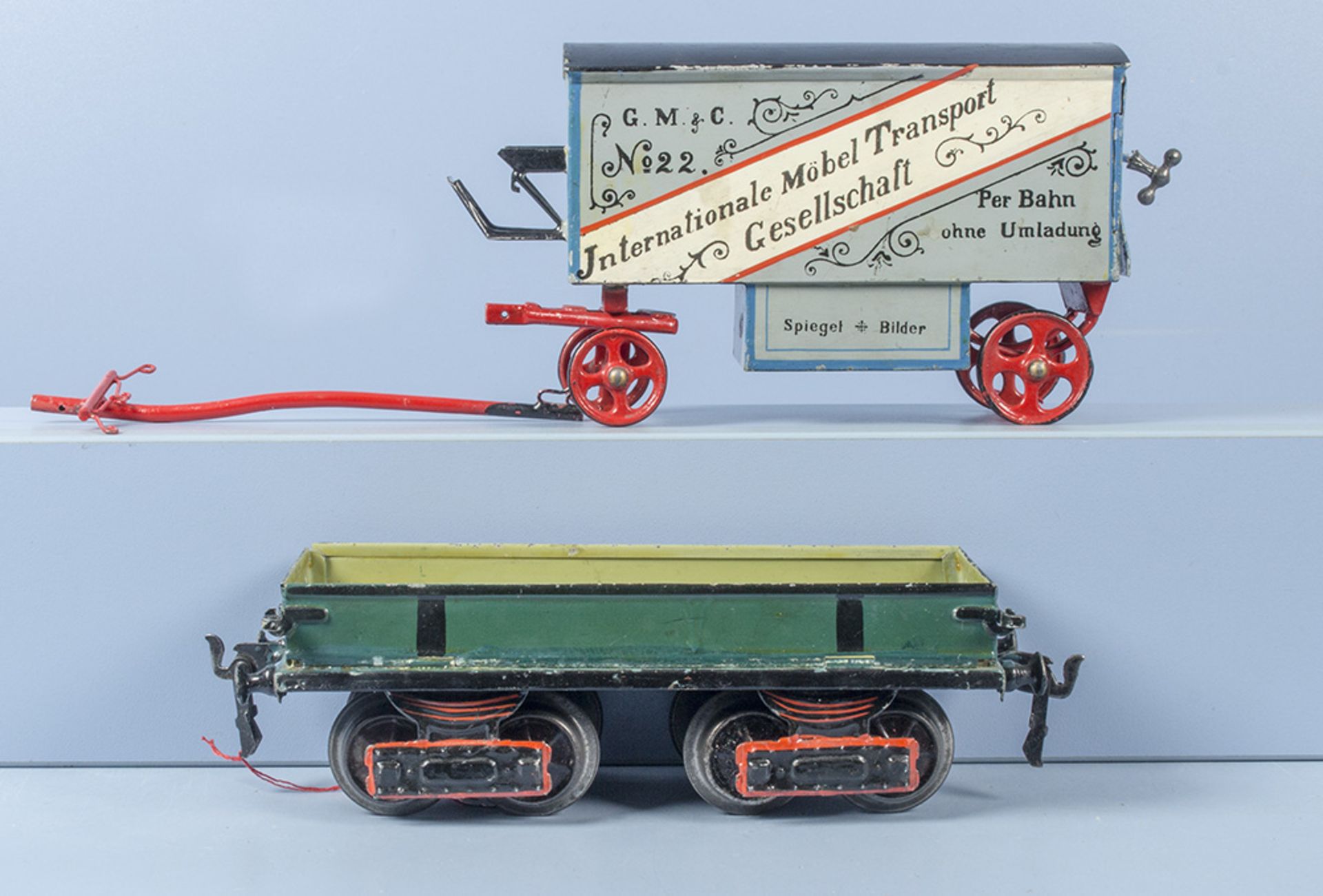 Märklin Spur 1 1877 (2177) Niederbordwagen mit Möbelwagen als Ladung, hergestellt von ...