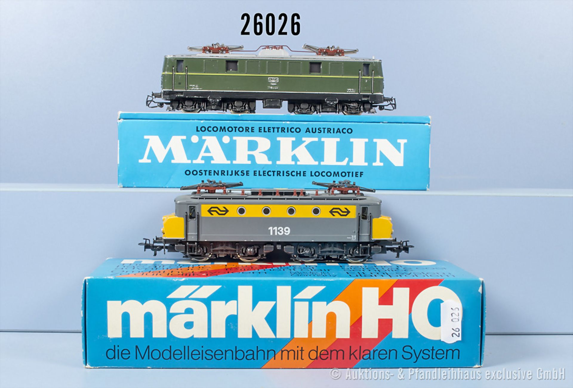 2 Märklin H0 Lokomotiven, dabei 3036 Typ 2 E-Lok der ÖBB, BN 1141.02 und 3324 E-Lok der ...
