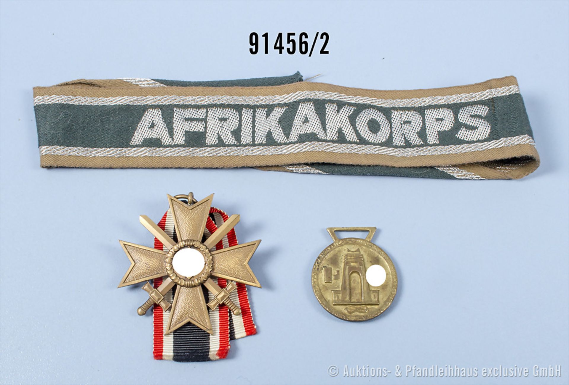 kleiner Nachlass eines Soldaten des DAK, Ärmelstreifen Afrikakorps, L ca. 40 cm, KVK 2. ... - Bild 2 aus 2