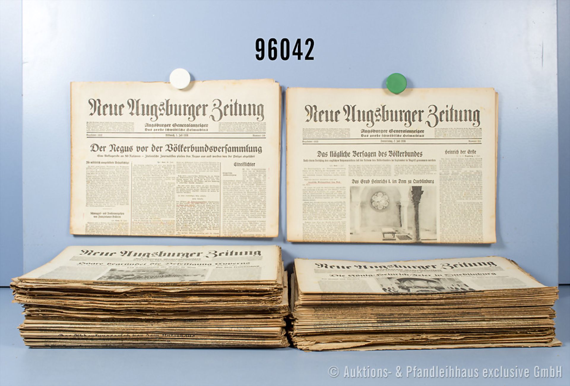 Konv. Zeitschriften "Neue Augsburger Zeitung", 2. Halbjahr 1936, einige wenige Nummern ...