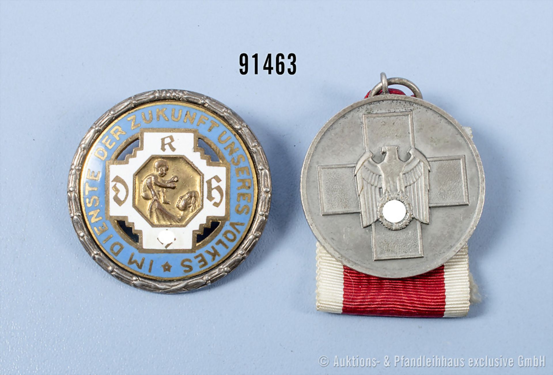 Konv. Volkspflegemedaille und Brosche vom Reichsbund Deutscher Hebammen, guter Zustand, ...