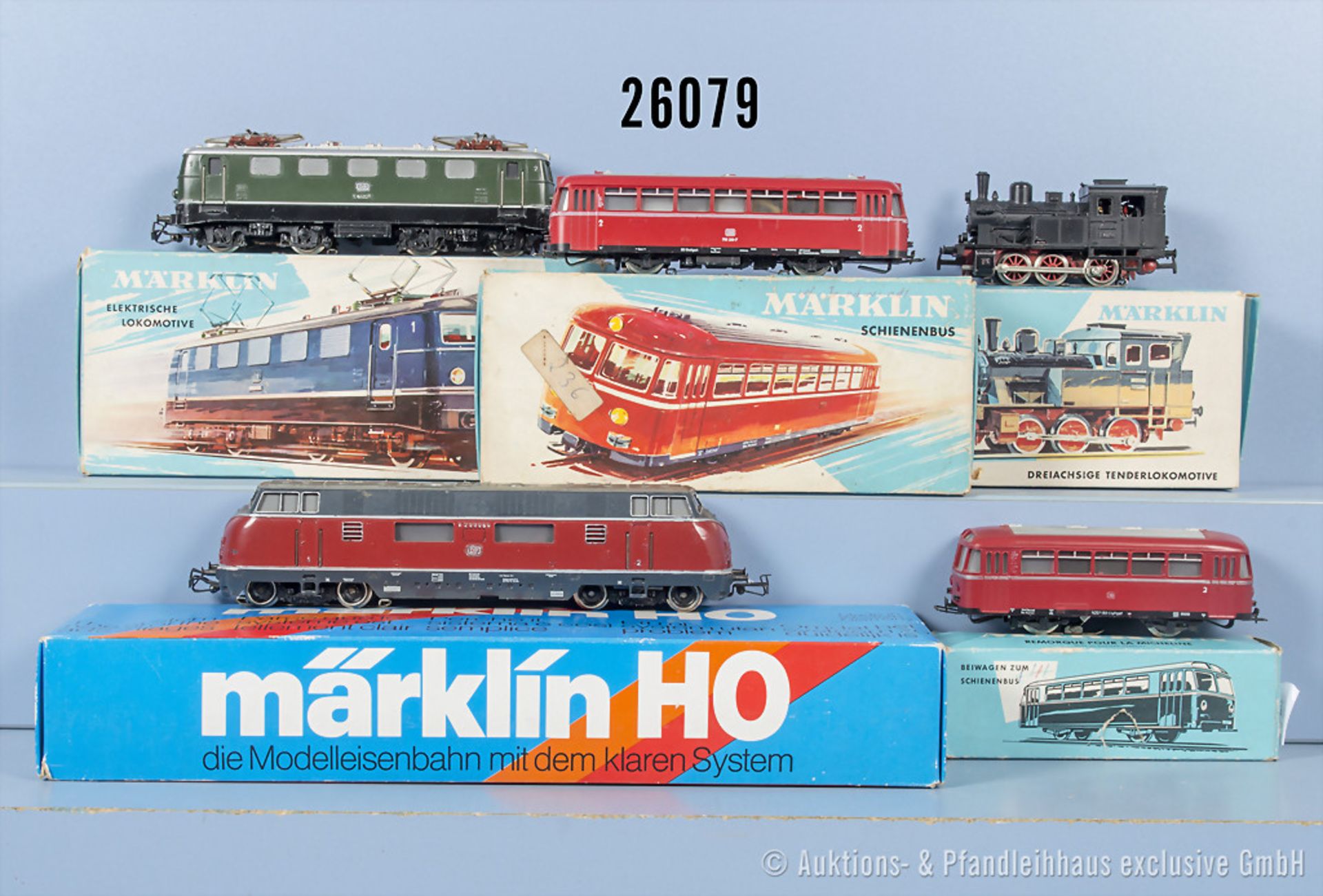 Märklin H0, dabei 3016 Schienenbus der DB, BN 795 299-7, 4018 Schienenbus-Beiwagen, 3021 ...