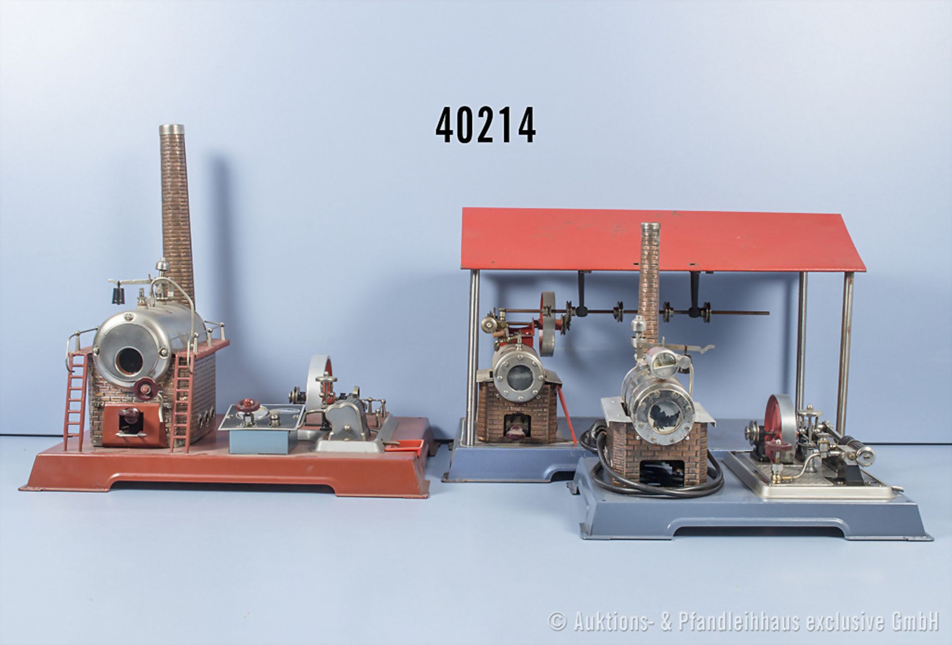 3 Dampfmaschinen, teils Wilesco, Kesseldurchmesser bis 8,5 cm, L 46 cm, Z ...