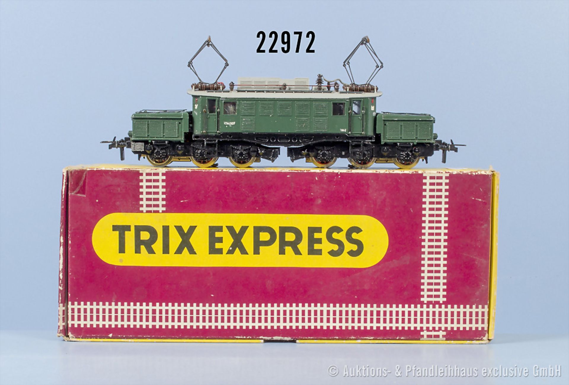 Trix express H0 E-Lok der DB, BN E94 007, Z 2-3, in OVP, mit Lackfehlern, OVP ...