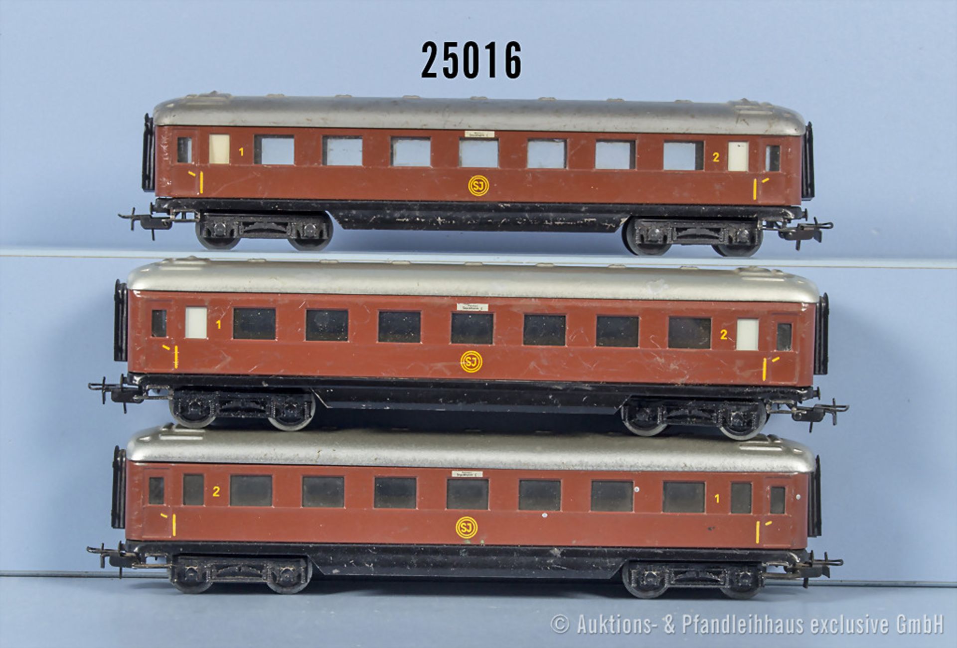 3 Märklin H0 4020 D-Zug Personenwagen der SJ, Z 3, mit Lackfehlern, teilweise mit ...