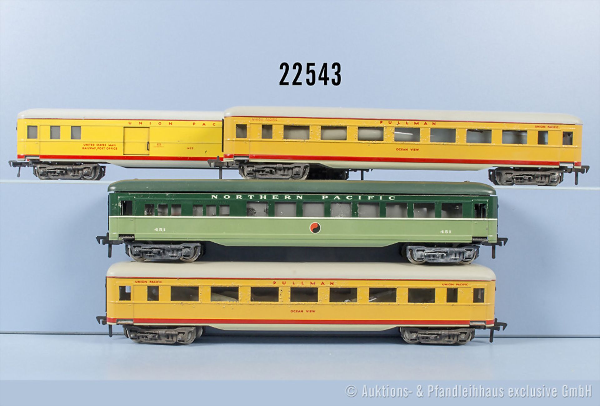 4 Fleischmann H0 D-Zug-Wagen, dabei 2 Pullman Wagen, 1 Gepäckwagen und 1 Personenwagen, ...