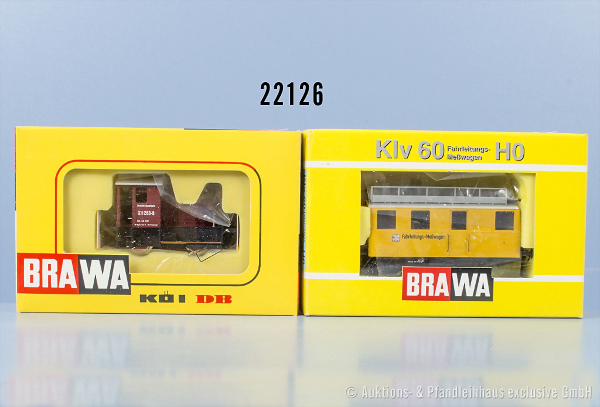 Brawa H0, dabei 496 Diesellok der DB, BN 311 263-8 und 527 Fahrleitungs-Messwagen der ...