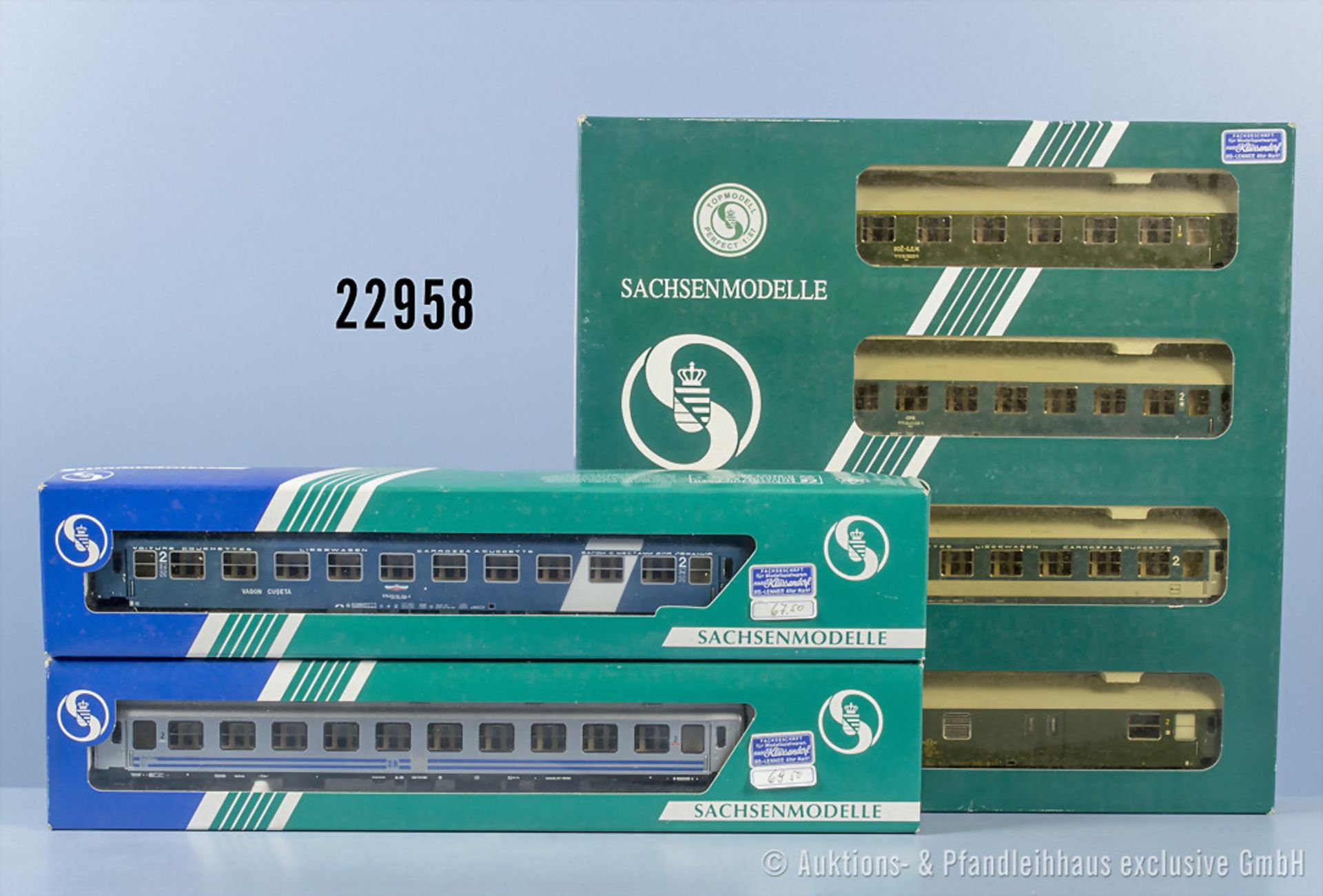 6 Sachsenmodelle H0 D-Zug Wagen, dabei 14009 Set Balkan-Express, 1 Personenwagen und 1 ...