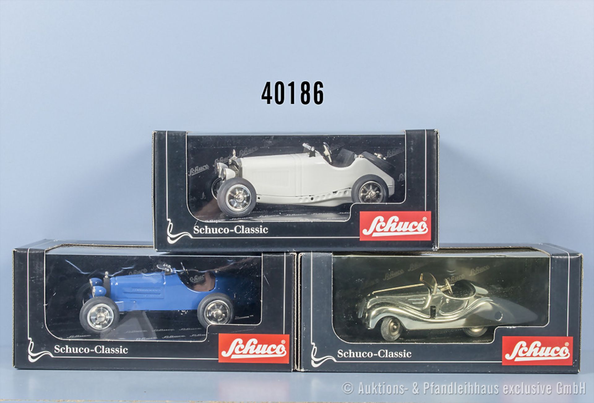 3 Schuco Classic Fahrzeuge, dabei Examico 4001 "verchromt", Studio IV Bugatti und Studio ...