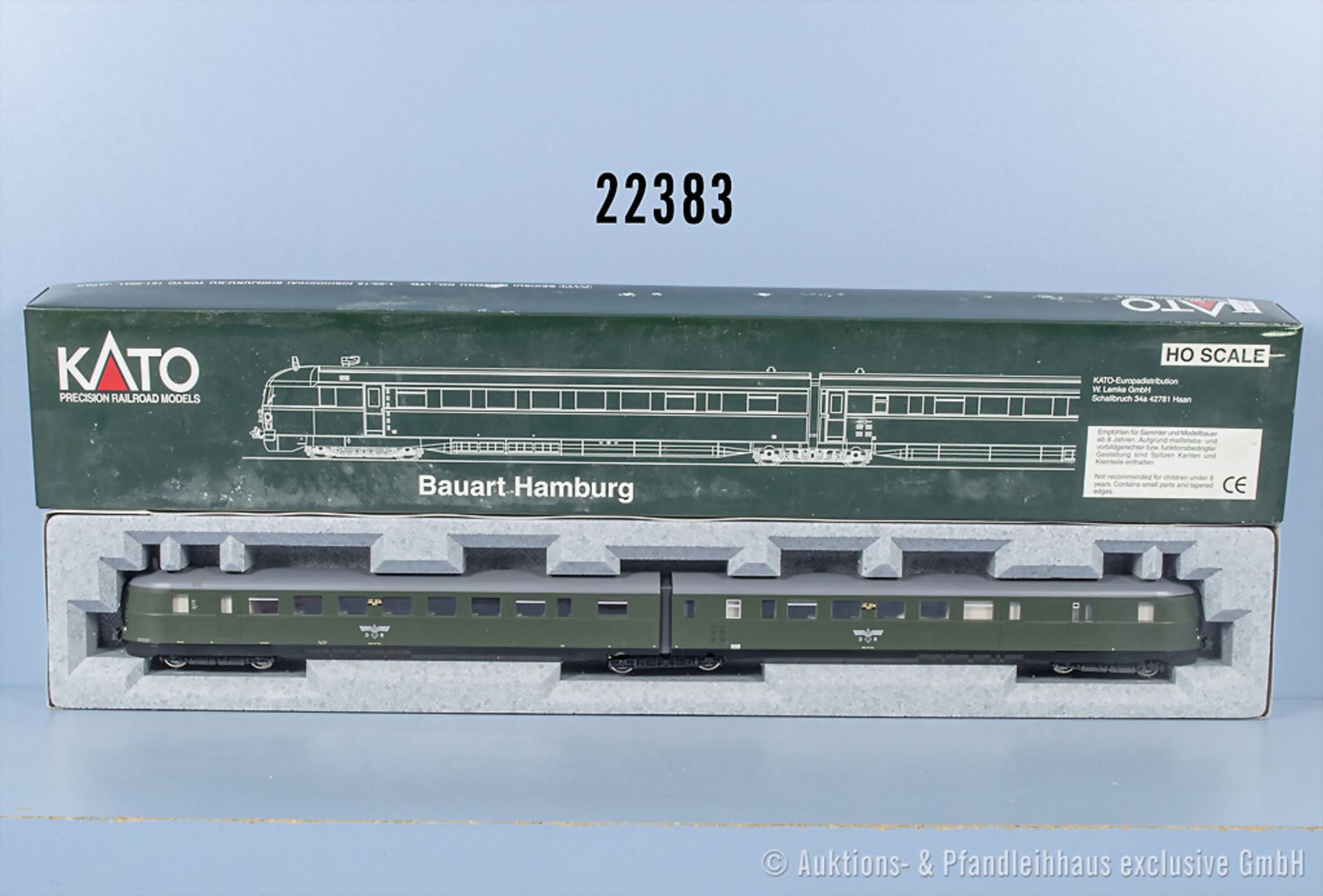 Kato H0 301800 2-teiliger Dieseltriebzug der DRG in Wehrmachtsausführung, BN 137 151, Z ...