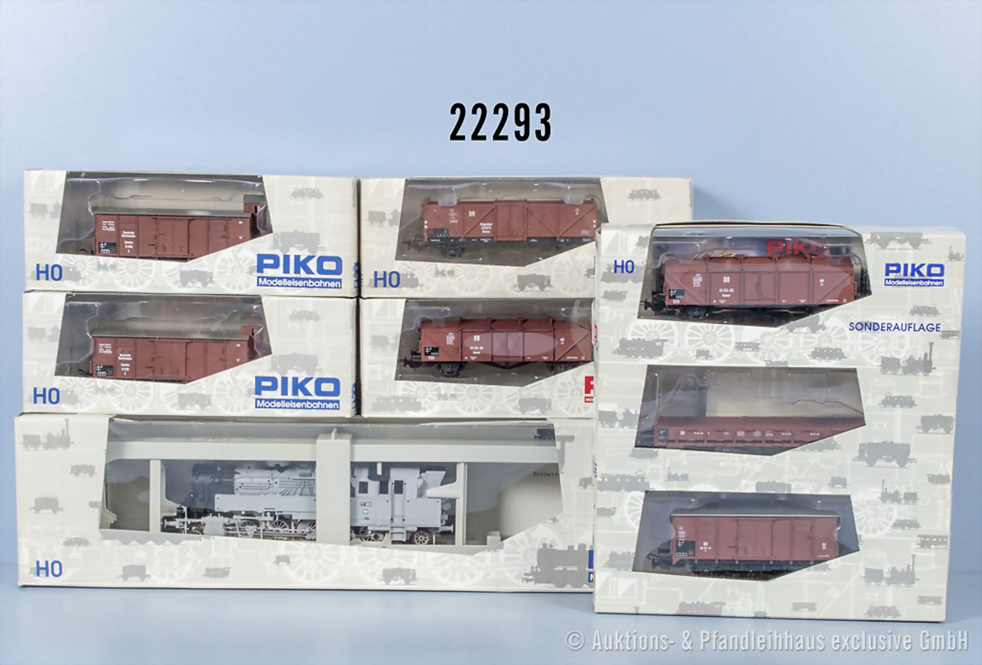 Piko H0 Güterzug, dabei 50035 Tenderlok der DRG, in Fotoanstrich, BN 77 002 und 7 Wagen, ...