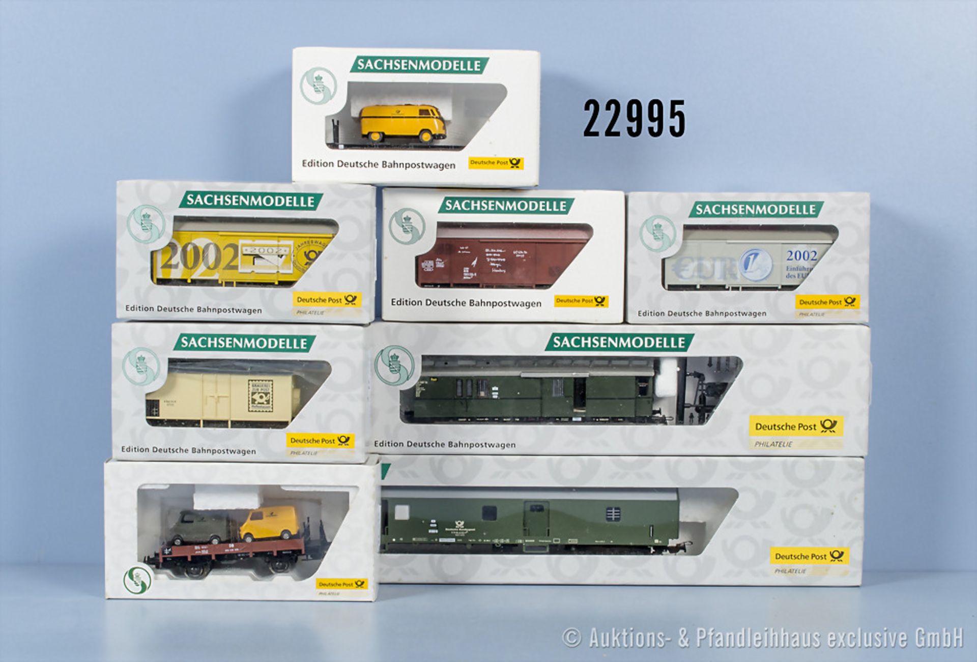 9 Sachsenmodelle H0 Postwagen, dabei Bahnpostwagen und Güterwagen als Werbemodelle, Z ...