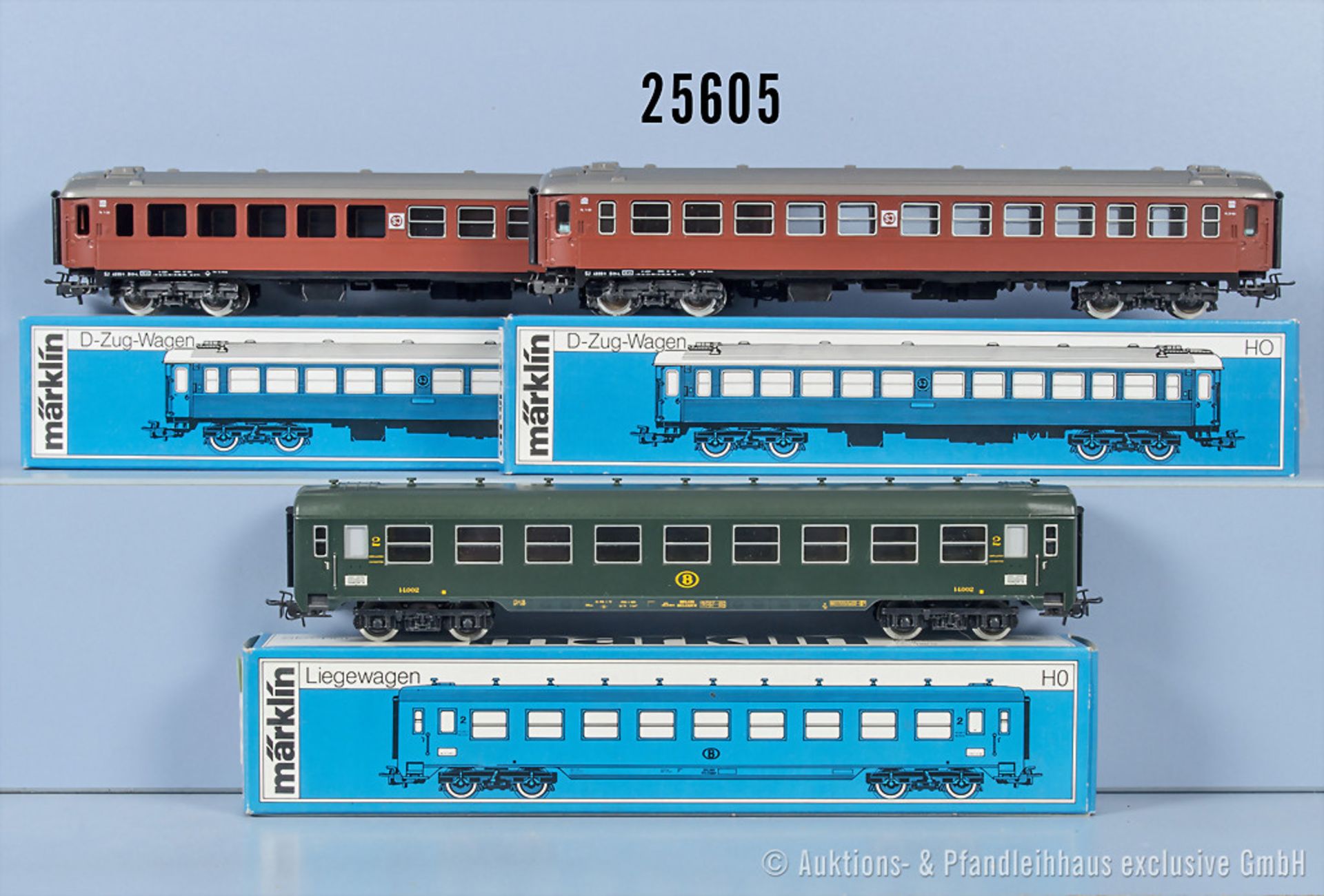 3 Märklin H0 D-Zug Wagen, dabei 4069 und 2 x 4072, Z 1, in ...