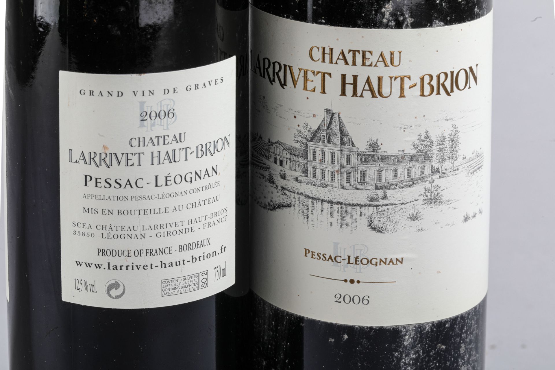 CHÂTEAU LARRIVET HAUT BRION. 2006. 2 bouteilles. Pessac Léognan. - Image 3 of 4