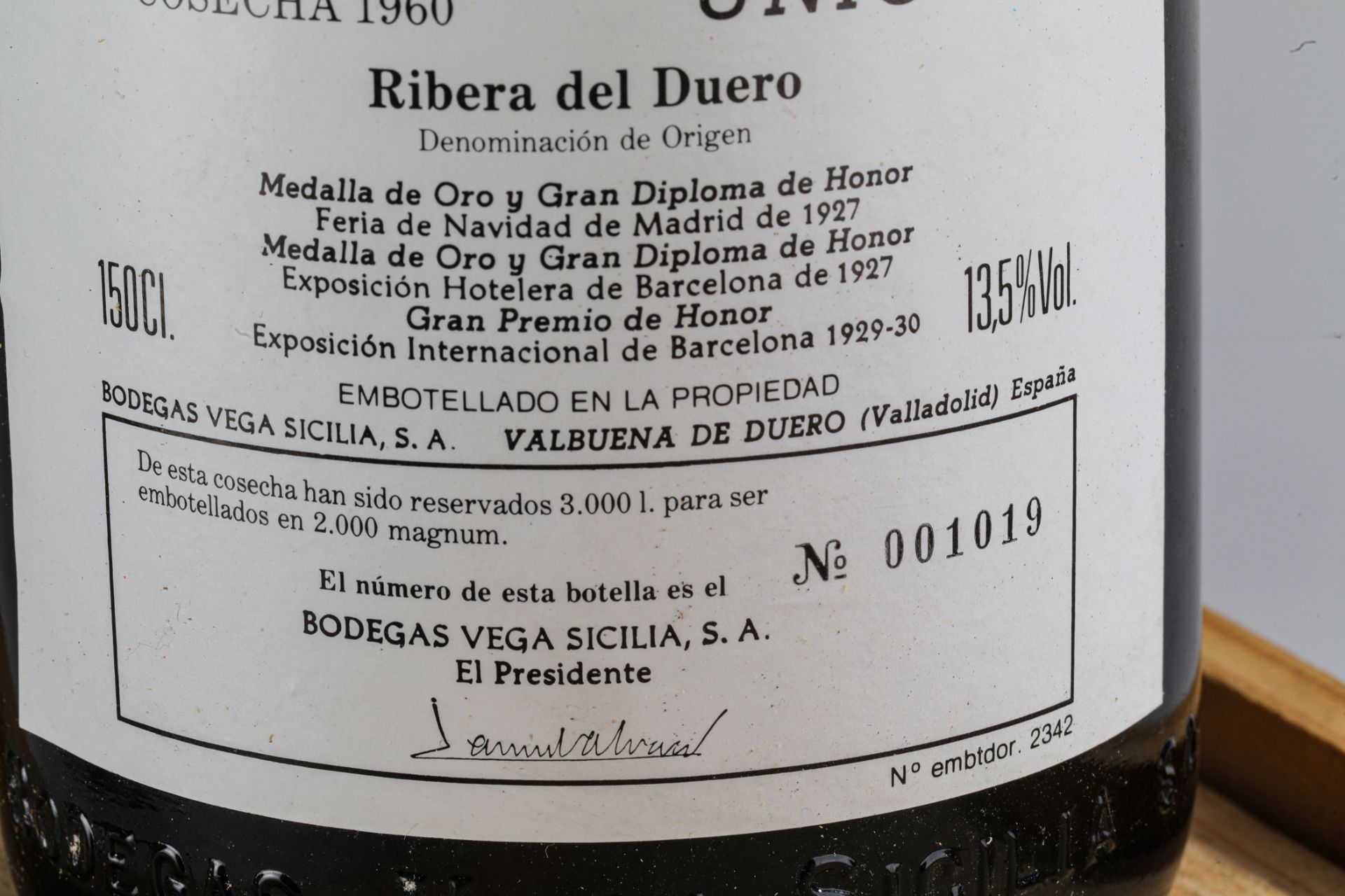 MAGNUM VEGA SICILIA UNICO. 1960. Ribera del Duero. Dans sa caisse d'origine. Bouteille N°001019 - Bild 5 aus 7
