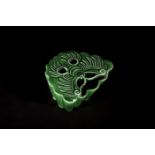 Objet de Lettré rince pinceaux moulé en forme de papillons Porcelaine à glaçure monochrome verte