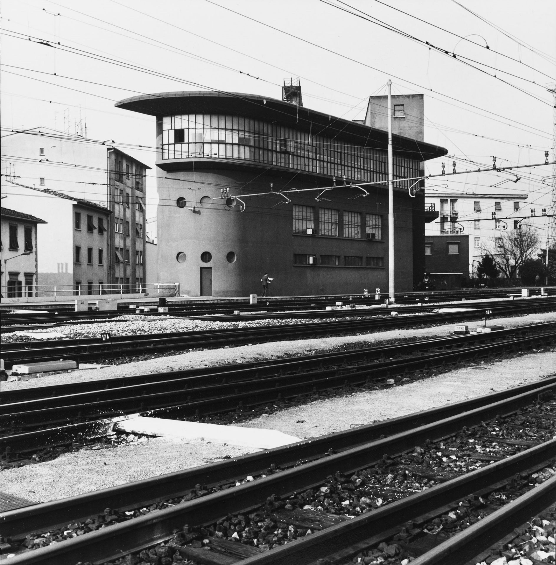 Basilico, Gabriele (1944-2013) - Untitled (Railroad), 1980s