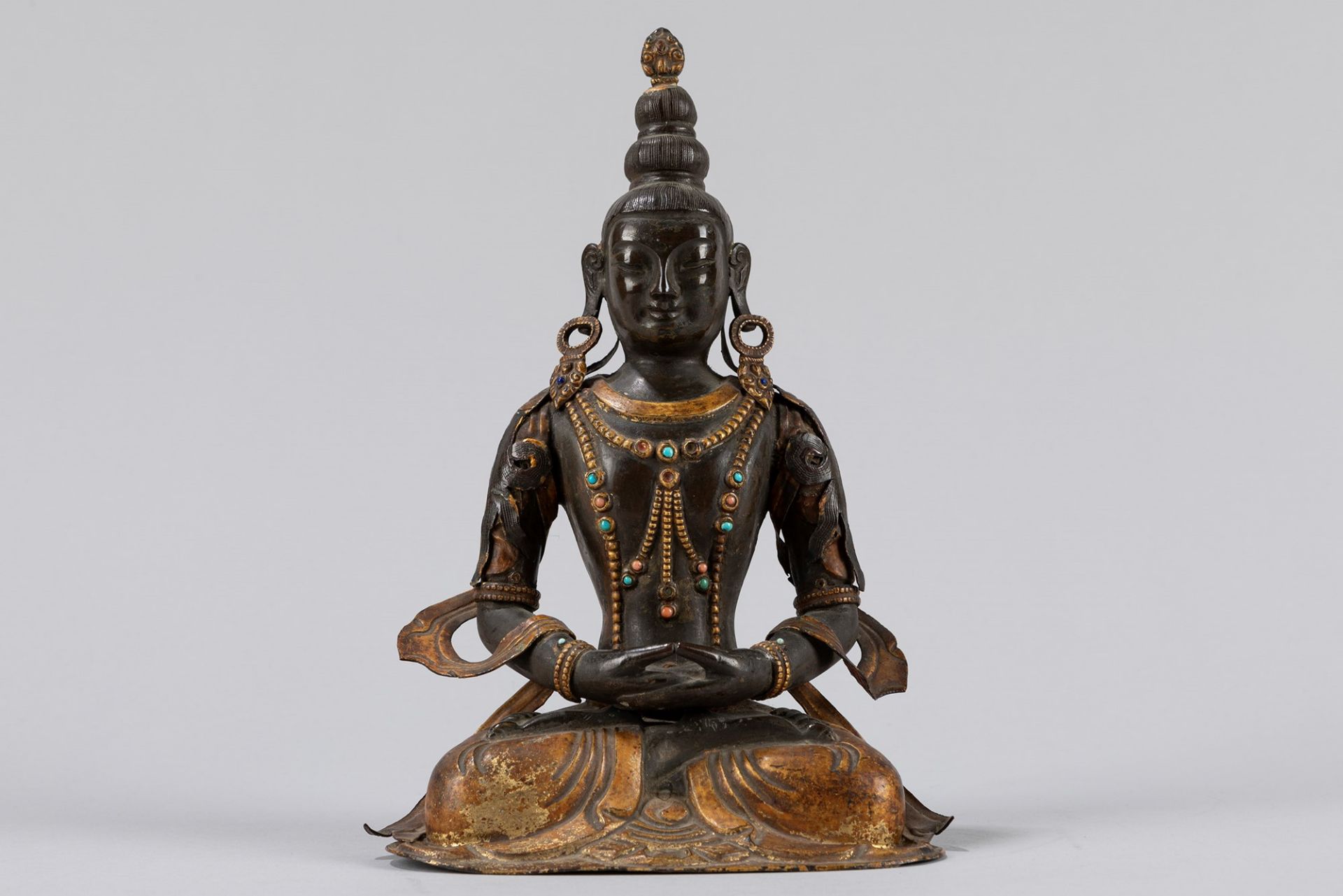 A gilt-lacquered repoussŽ Buddha. Mongolia, late 18th century - Image 2 of 2