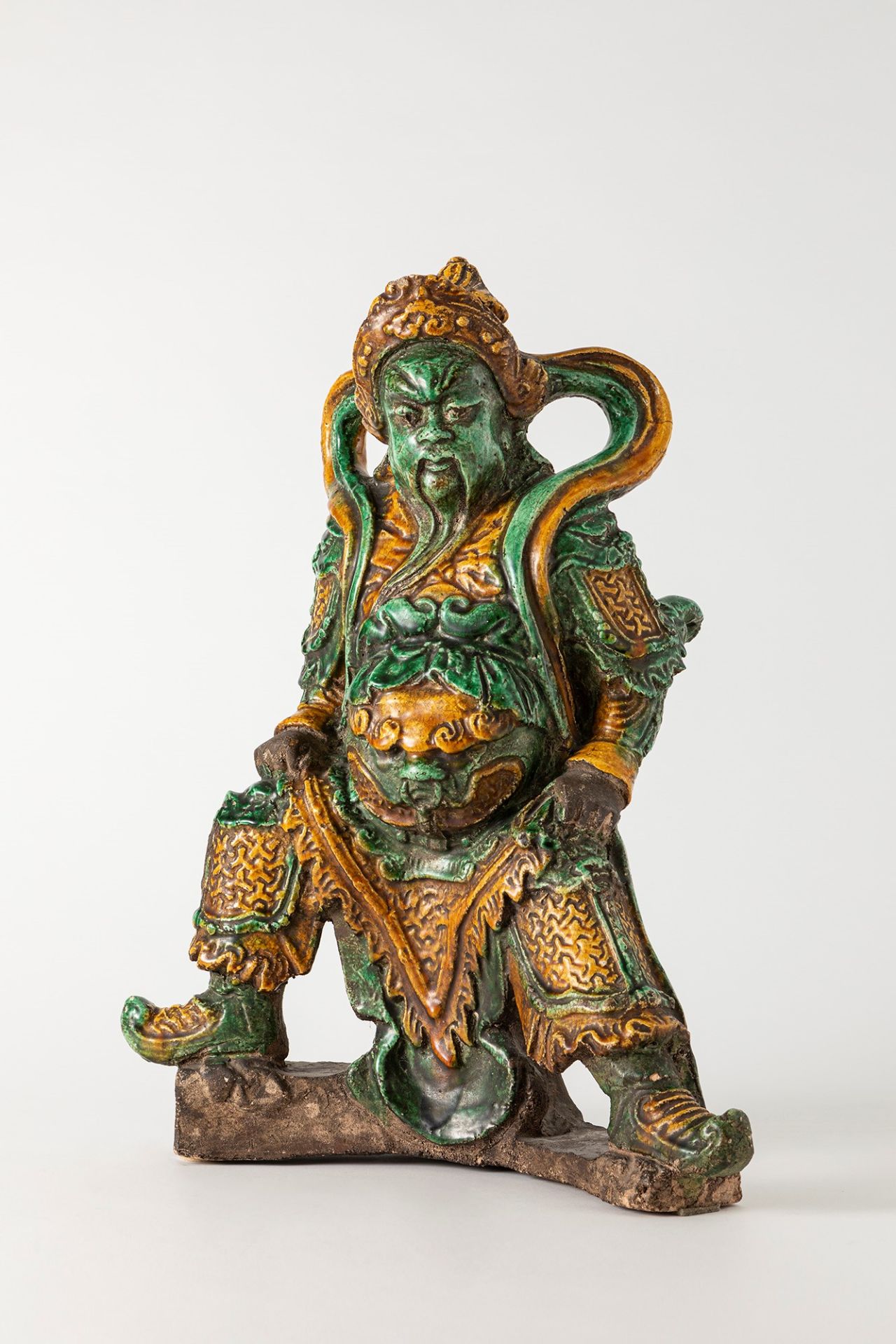 A sancai glaze figure of Guandi. China, Ming dynasty, 17th century