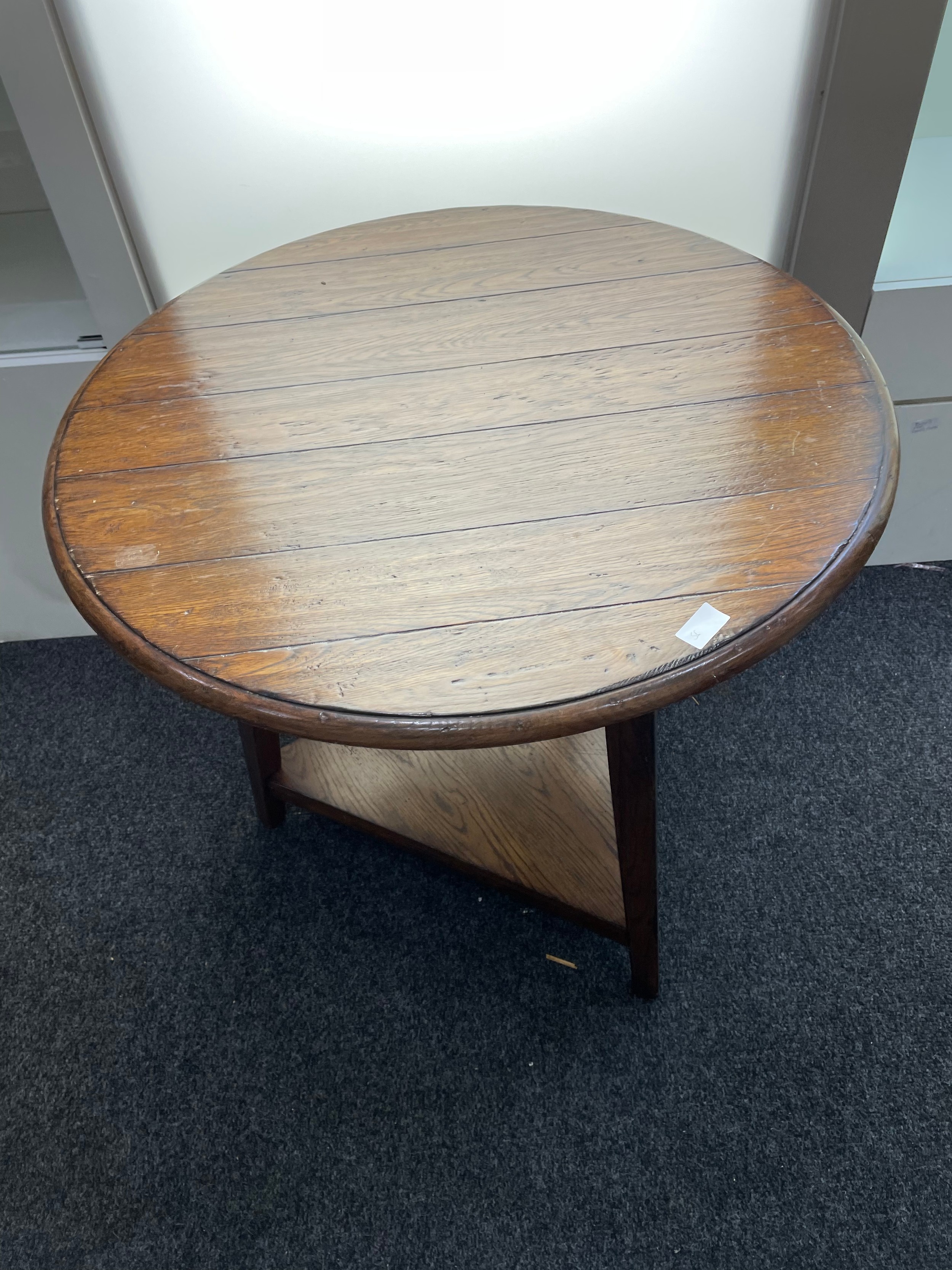 Round oak table - Image 3 of 4