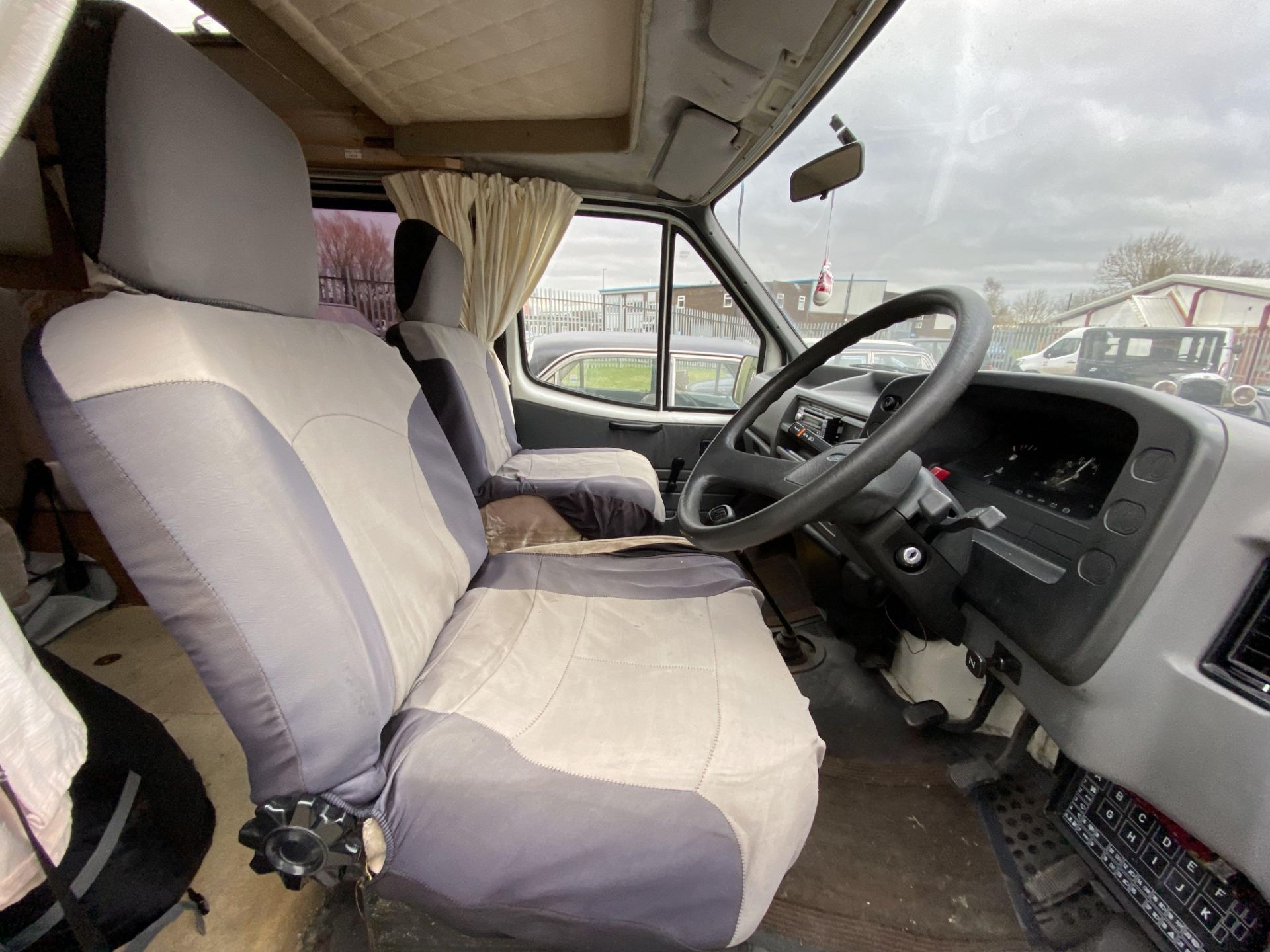 Ford Transit Camper - Image 16 of 25