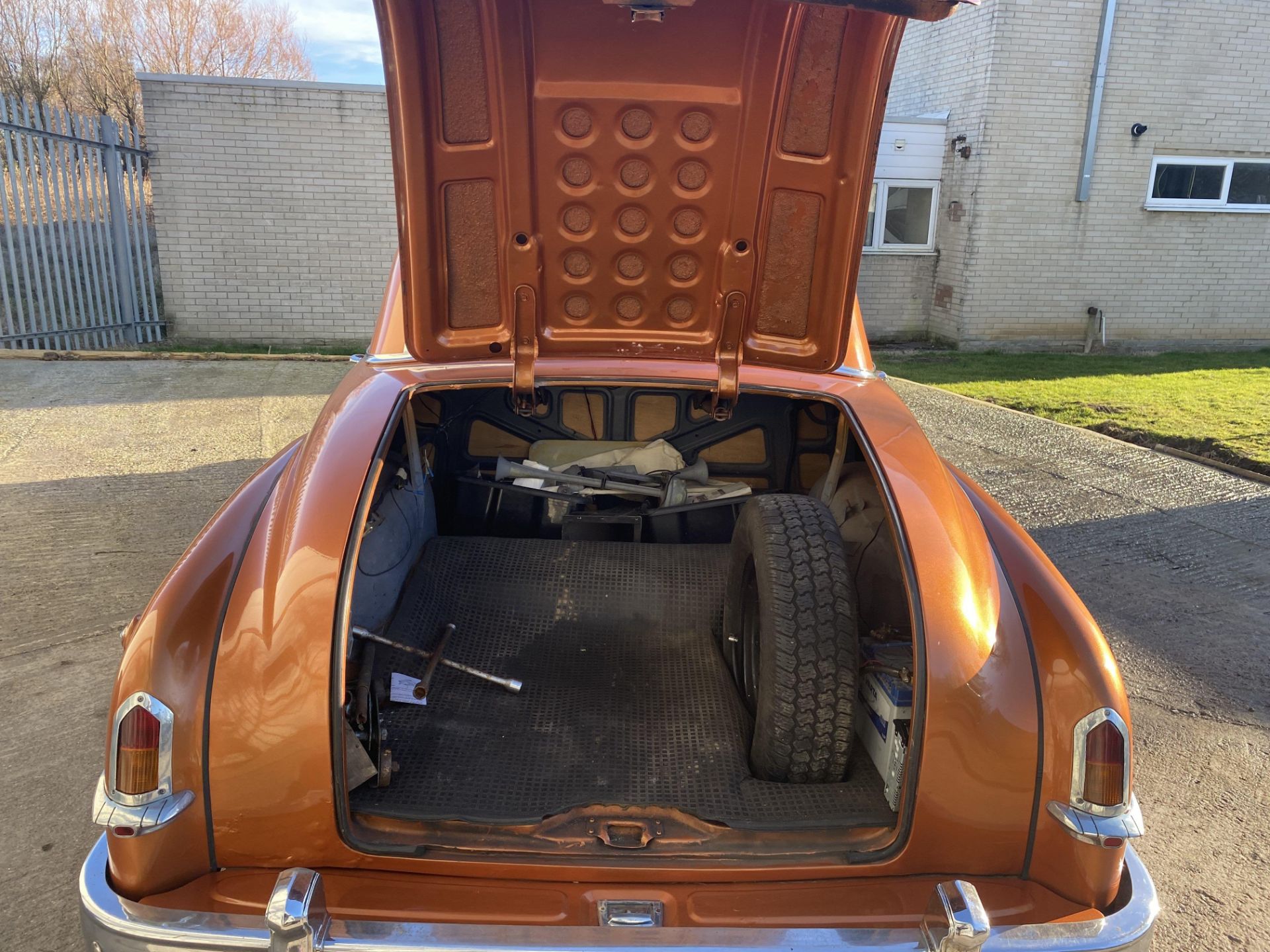 Dodge Business Coupé - Image 40 of 44